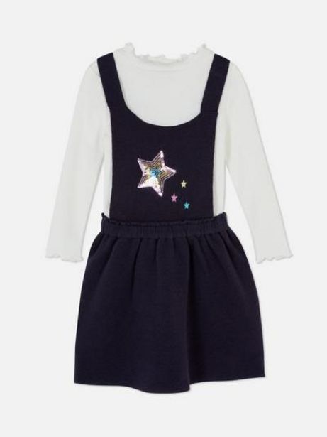Ensemble robe chasuble à motifs étoiles sequins en maille offre à 14€ sur Primark