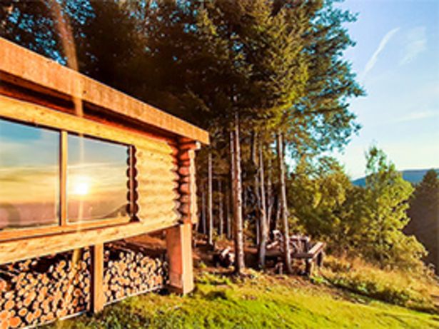 4 jours insolites dans une cabane en bois près de la frontière suisse offre à 237,92€ sur Smartbox