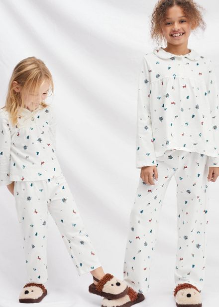 Pyjama long de Noël offre à 12,99€ sur Mango