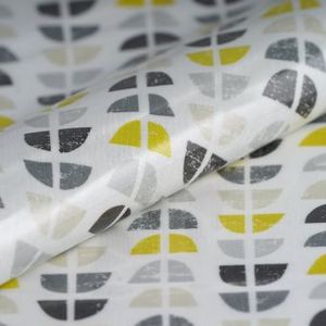 Tissu enduit PVC formes géométriques jaunes grises offre à 6€ sur Mondial Tissus