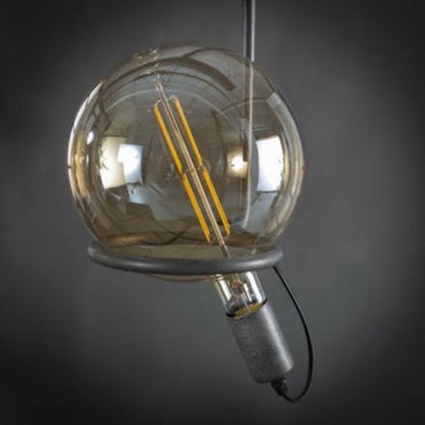 Ampoule globe led ambrée filament lumière chaude 20 cm E27 offre à 49,46€ sur Pier Import