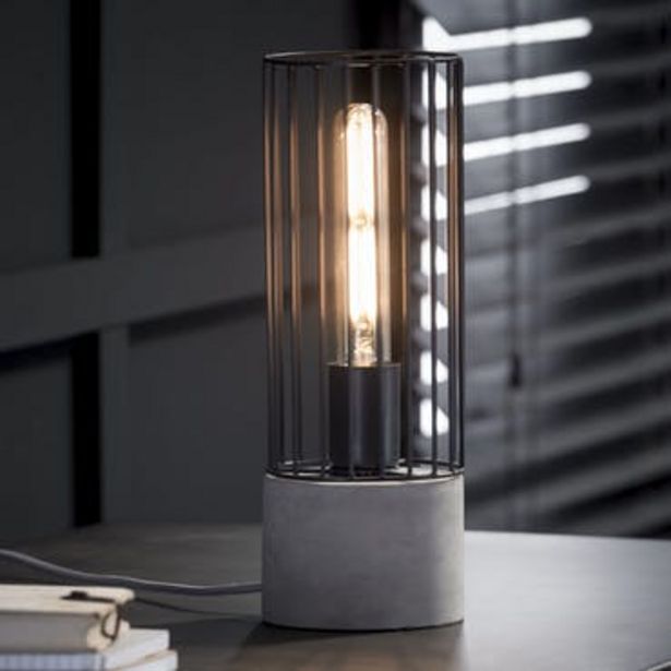 Lampe de table moderne béton acier offre à 58,46€ sur Pier Import