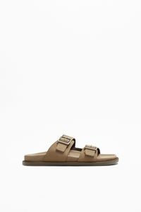 SANDALES EN CUIR DAIM offre à 49,95€ sur Zara