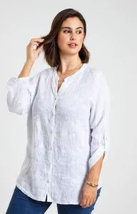 Chemise en lin brodé avec sequins offre à 69,95€ sur Toscane