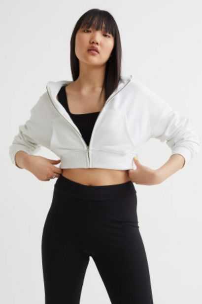 Veste à capuche courte et zippée offre à 4,99€ sur H&M