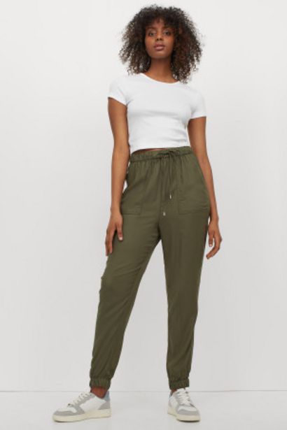 Pantalon à taille élastique offre à 8,99€ sur H&M