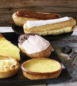 4 PATISSERIES ASSORTIES + 2 OFFERTES(