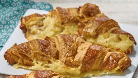 CROISSANT AU JAMBON OU AU POULET