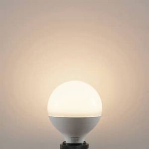 Ampoule globe LED E27 12W 830 G95 easydim offre à 3,9€ sur Luminaire