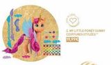 E  2. MY LITTLE PONEY SUNNY COIFFURES STYLEES 19,99€  offre sur Monop'