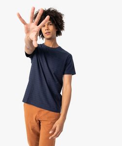 Tee-shirt homme en maille texturée aspect rayée offre à 12,99€ sur Gémo