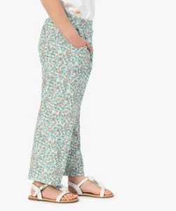 Pantalon fille large en maille gaufrée fleurie offre à 6,49€ sur Gémo