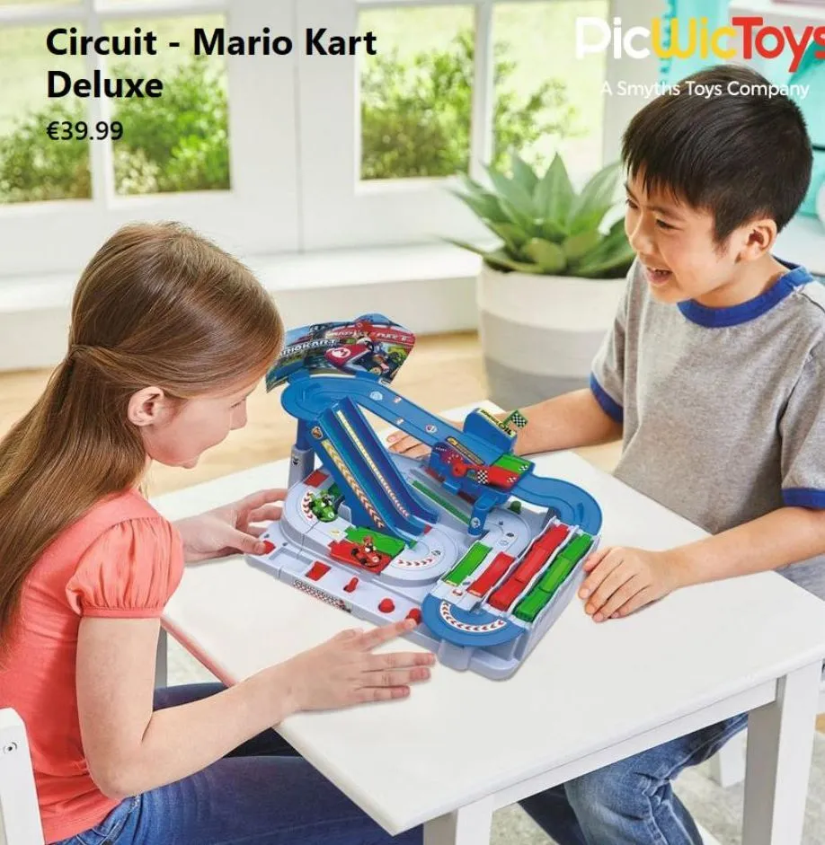 circuit - mario kart  deluxe  €39.99  thorad  kw  art  picctoys  a smyths toys company  