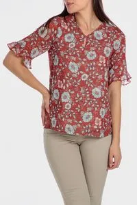 T-shirt rouge fleurs offre à 35,95€ sur Punt Roma